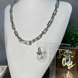 Conjunto Cartier elo cravejado