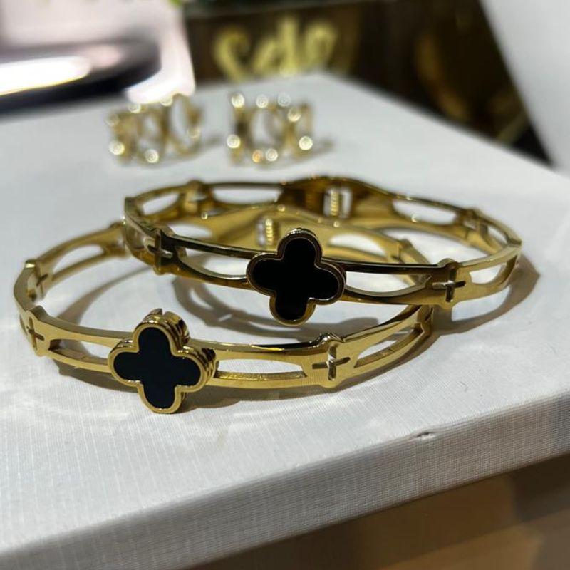 Bracelete Trevo - Aço com banho