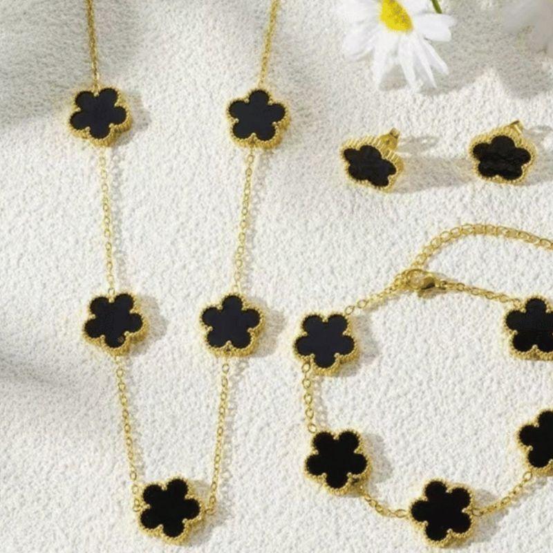 Conjunto de Trevo Aço com Banho de ouro - Colar e Brinco - Preto