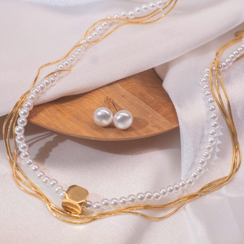 Conjunto em Pérola com correntes - Aço Inox com Banho