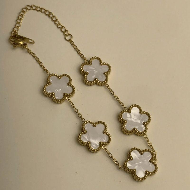 Pulseira Trevo Aço com Banho de ouro 15mm - Madre Pérola - Aço com Banho de Ouro