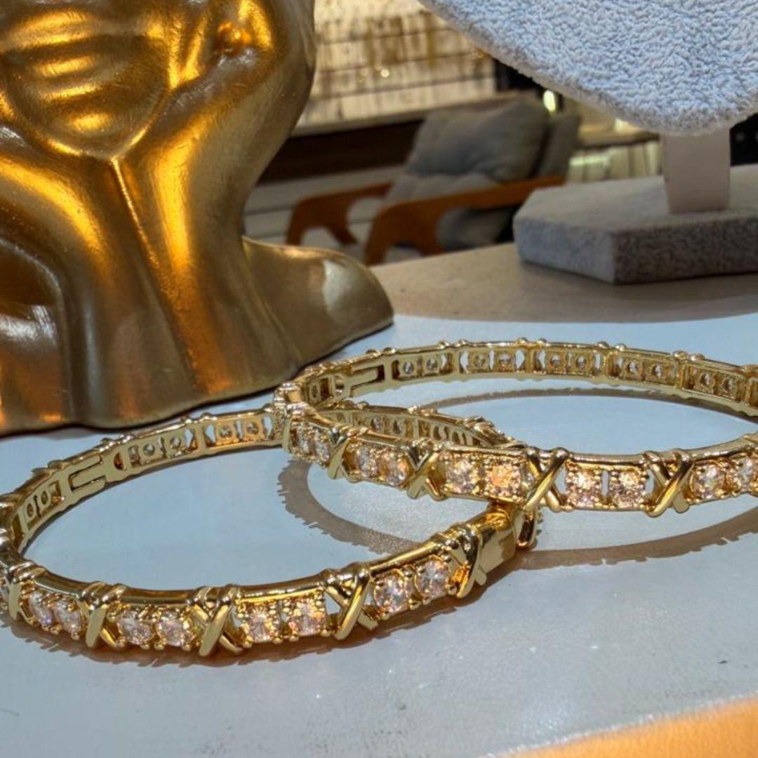 Bracelete X ponto de luz - Banho de Ouro